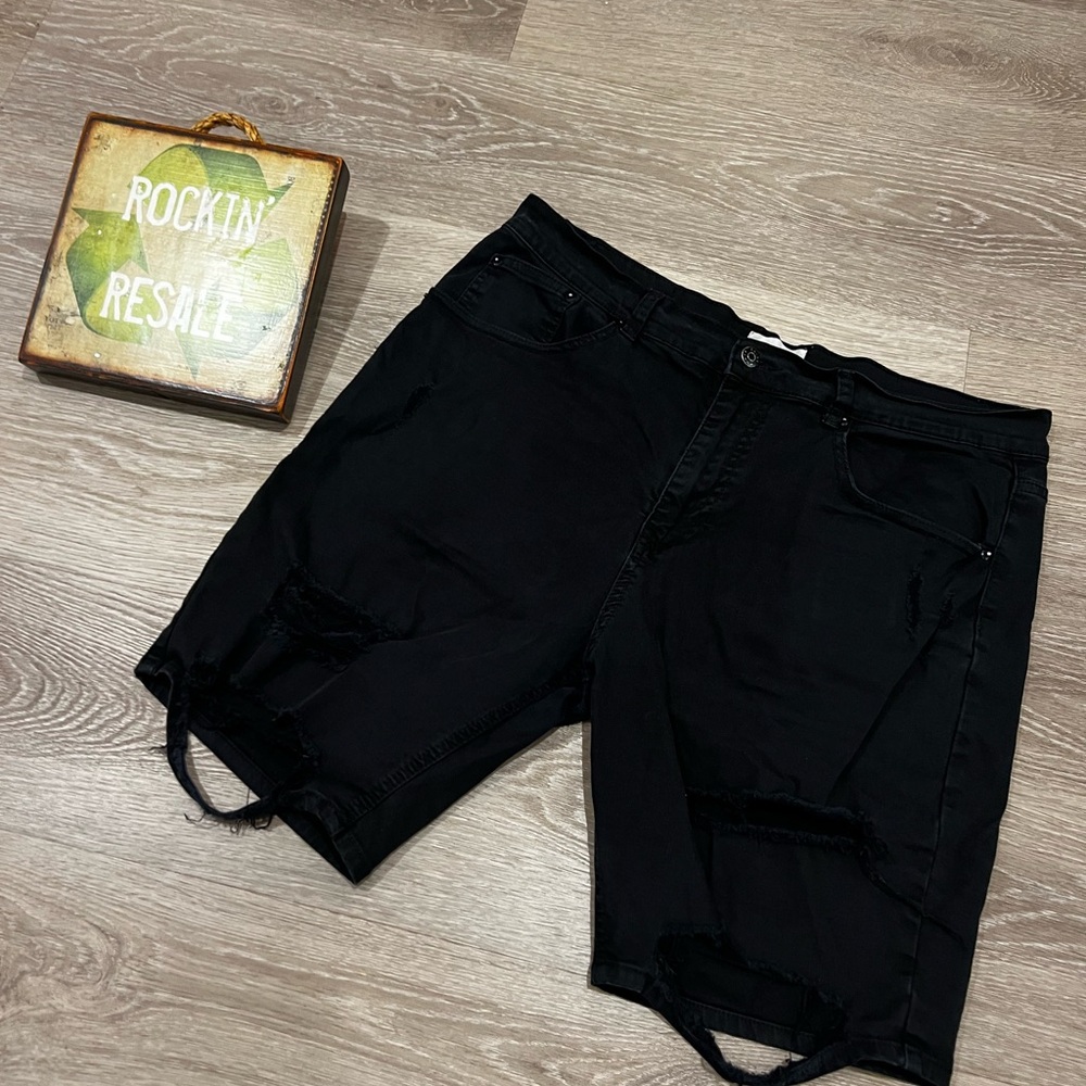Men's Black Distressed Shorts